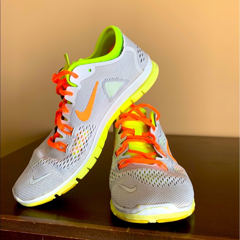 Nike Womens Free 5.0 TR fit 4 Running Trainers